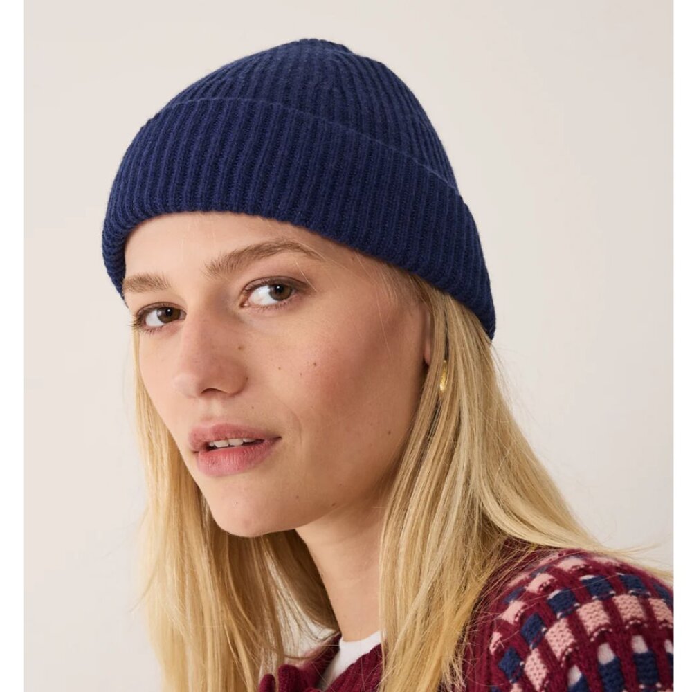 Loop Cashmere Beanie In Midnight Blue